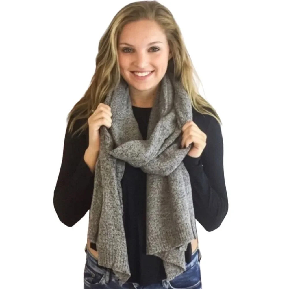 NWT Boutique Beige Cozy Long Knit Scarf - Picture 4 of 9